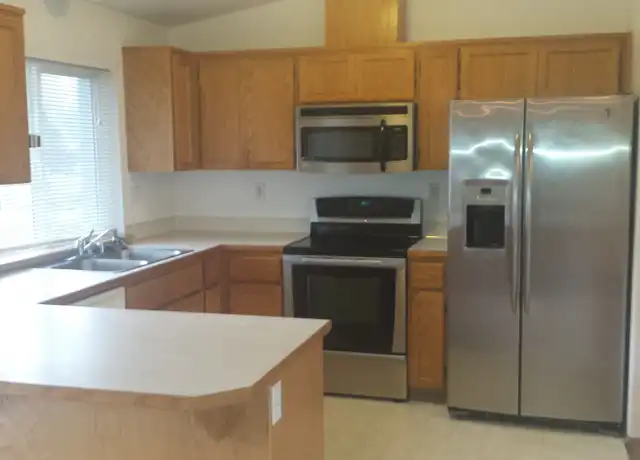 Property at 17922 67th Ave E, Puyallup, WA, 98375, 4 beds, 3 baths, [object Object]