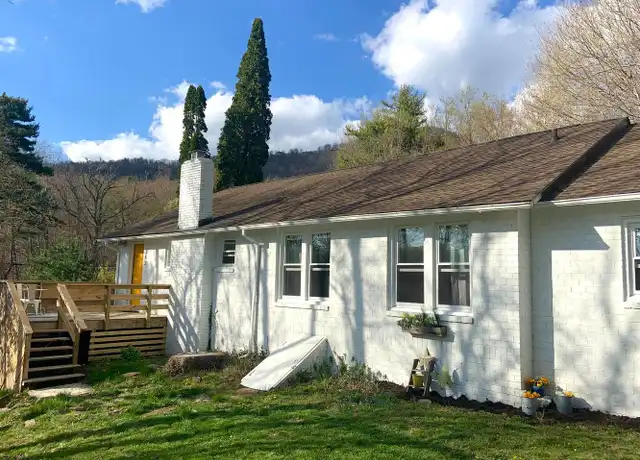 Property at 342 Grand Blvd, Boone, NC, 28607, 3 beds, 2 baths, [object Object]