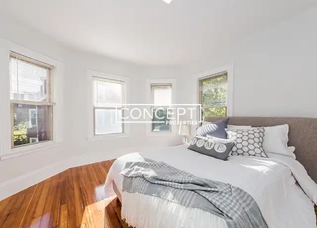 Property at 10 Stone Pl, Somerville, MA, 02143, 4 beds, 1 bath, [object Object]
