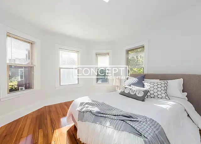 Property at 10 Stone Pl, Somerville, MA, 02143, 4 beds, 1 bath, [object Object]