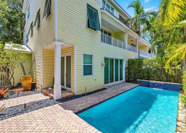Property at 101 NE 12th Ave, Fort Lauderdale, FL, 33301, 3 beds, 3.5 baths, [object Object]