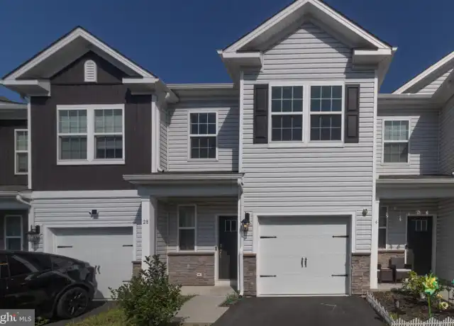 Property at 28 Peregrine Way, Burlington, NJ, 08016, 3 beds, 2.5 baths, [object Object]