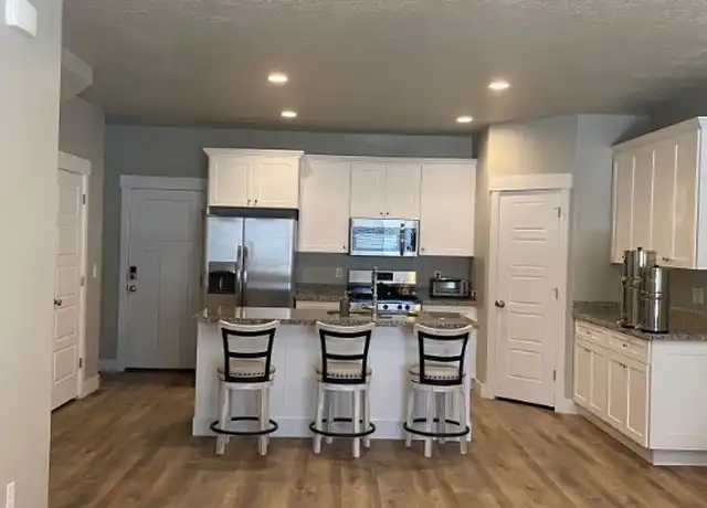 Property at 2528 N Cormac Pl, Lehi, UT, 84043, 3 beds, 2.5 baths, [object Object]