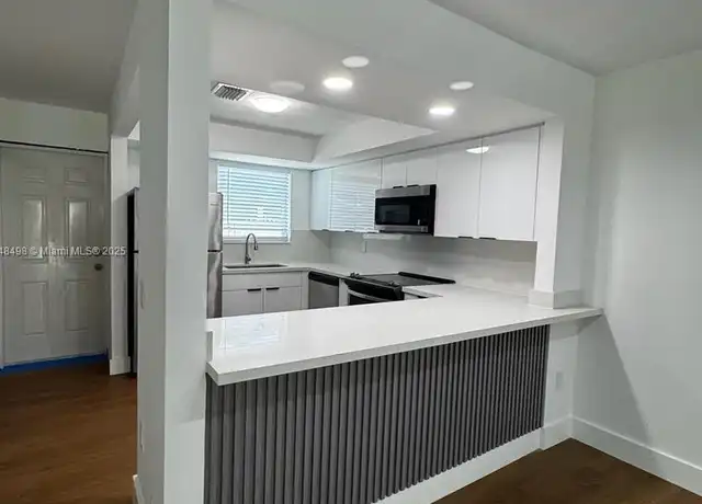 Property at 1460 SW 24th Ct Unit 1-4, Fort Lauderdale, FL, 33315, 2 beds, 2 baths, [object Object]