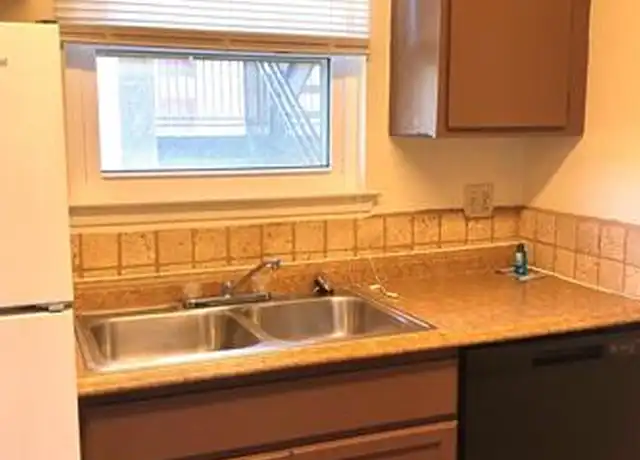 Property at 410 Bryan St Unit 17, Denton, TX, 76201, 2 beds, 1 bath, [object Object]