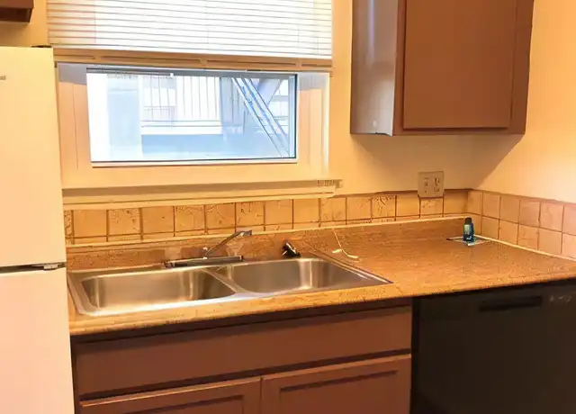 Property at 410 Bryan St Unit 17, Denton, TX, 76201, 2 beds, 1 bath, [object Object]
