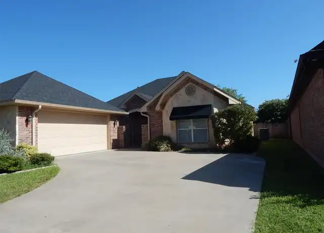 Property at 1918 Valleyview Dr, San Angelo, TX, 76904, 3 beds, 2 baths, [object Object]