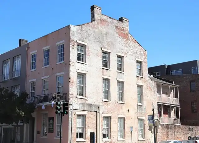 Property at 541 Saint Joseph St Unit C, New Orleans, LA, 70130, 1 bed, 1 bath, [object Object]