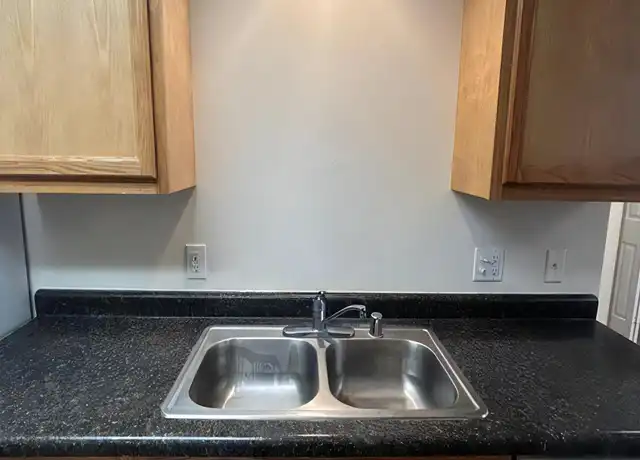 Property at 134 E Johnson St Unit 3, Madison, WI, 53703, 1 bed, 1 bath, [object Object]