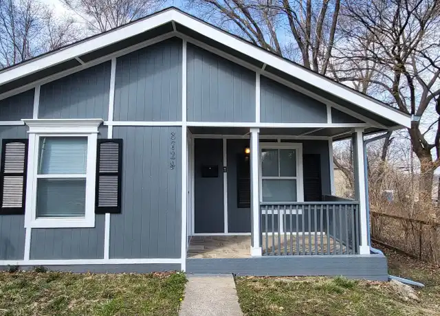 Property at 8724 E Roberts St, Independence, MO, 64053, 2 beds, 1 bath, [object Object]