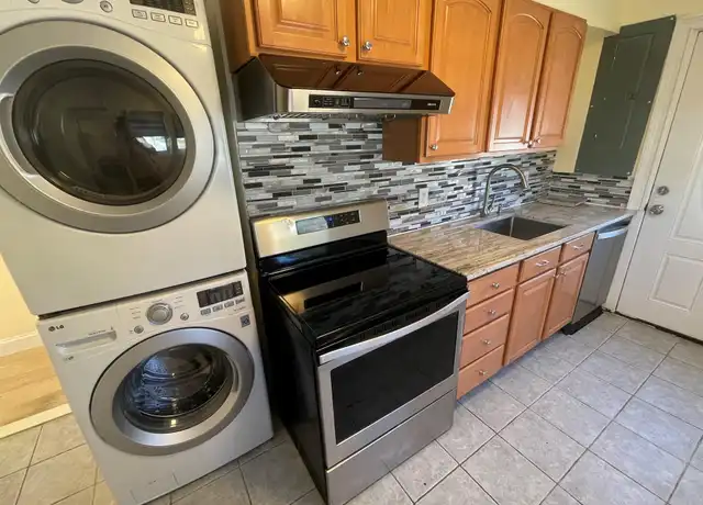 Property at 14 Glen Ln, Copiague, NY, 11726, 3 beds, 1 bath, [object Object]