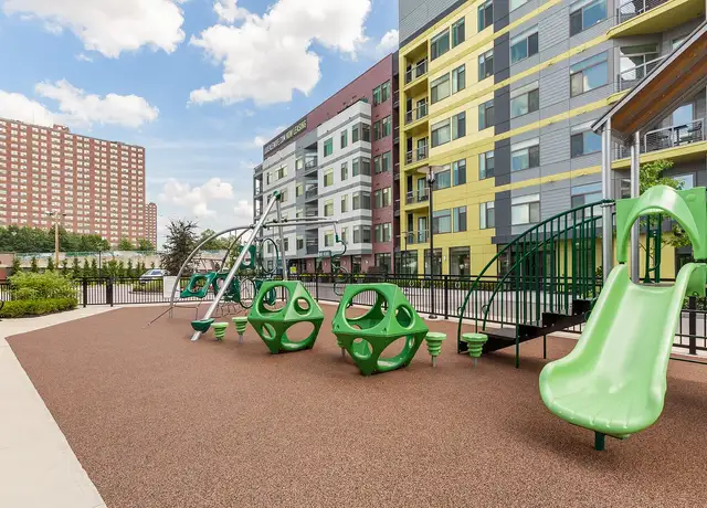 Photo of 80 Cambridgepark Dr, Cambridge, MA 02140