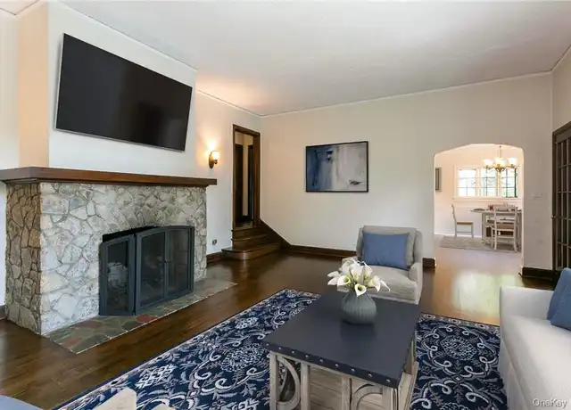 Property at 1191 Post Rd, Scarsdale, NY, 10583, 3 beds, 2 baths, [object Object]