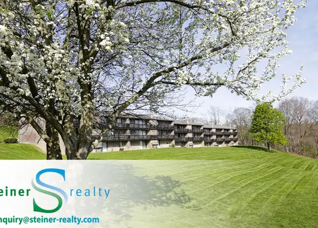 Property at Thorn Run Apartments - 1300 Lee Dr, Moon Twp, PA, 15108, 1 bed, 1 bath, [object Object]