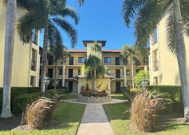 Property at 228 Fox Glen Dr #3310, Naples, FL, 34104, 2 beds, 2 baths, [object Object]