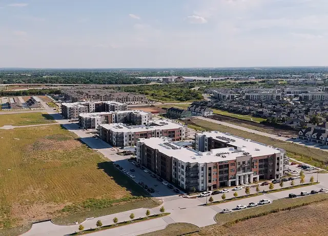 Photo of 3711 S Highway 161, Grand Prairie, TX 75052