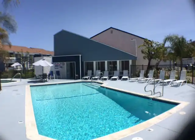 Property at 1320 Victoria Ave Unit 206, Oxnard, CA, 93035, 1 bed, 1 bath, [object Object]
