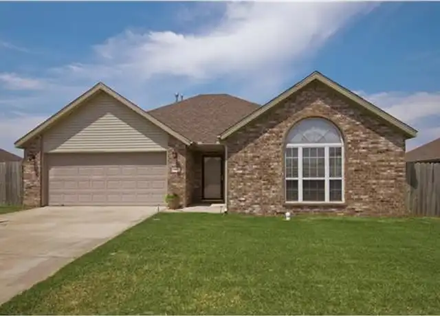 Property at 702 Topaz St, Lowell, AR, 72745, 3 beds, 2 baths, [object Object]