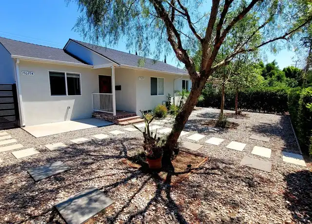 Property at 17629 Burbank Blvd, Encino, CA, 91316, 4 beds, 2 baths, [object Object]