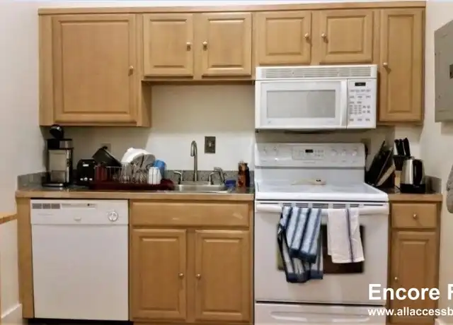 Property at 15 Aberdeen St #2, Boston, MA, 02215, 2 beds, 1 bath, [object Object]