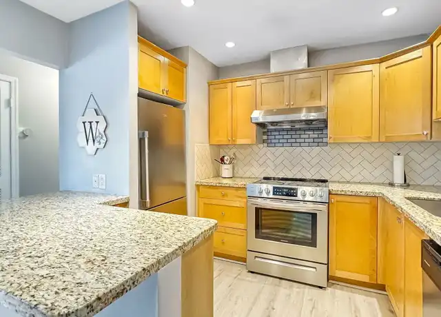 Property at 162 Cypress Club Dr, Pompano Beach, FL, 33060, 2 beds, 2 baths, [object Object]