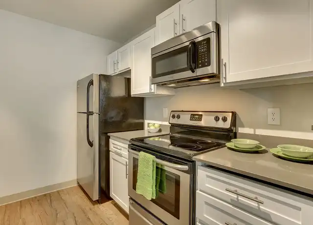 Property at Sterling Pointe - 14300 SW Teal Blvd, Beaverton, OR, 97008, 1-2 bed, 1-2 bath, [object Object]