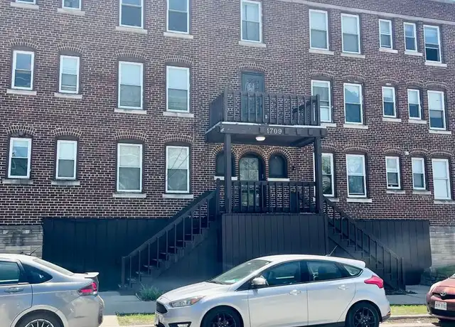 Property at 1709 E Park Pl Unit 14, Milwaukee, WI, 53211, 1 bed, 1 bath, [object Object]