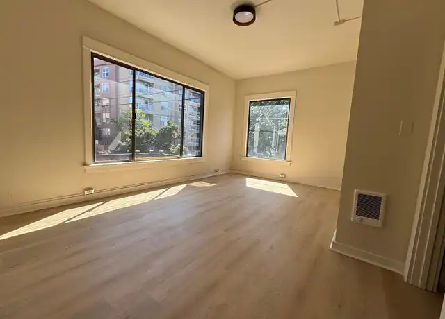 Property at 314 Mercer St Unit 2B, Seattle, WA, 98109, 2 beds, 1 bath, [object Object]