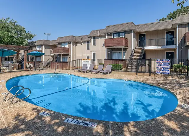 Photo of 3037 Mustang Dr, Grapevine, TX 76051