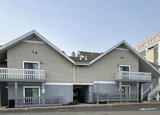Photo of 3 Long Wharf Dr, New Haven, CT 06511