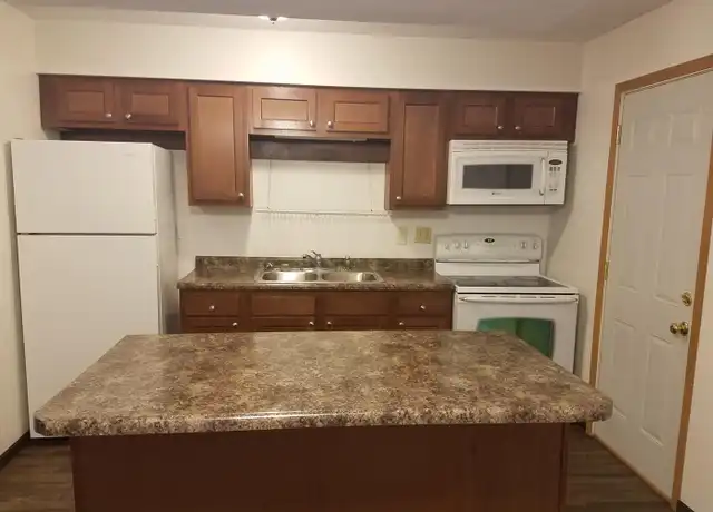 Property at 340 Elm St E Unit 2, West Salem, WI, 54669, 2 beds, 1.5 baths, [object Object]