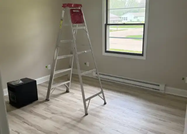 Property at 100 Timbercreek Dr Unit 204, Amboy, IL, 61310, 2 beds, 1 bath, [object Object]