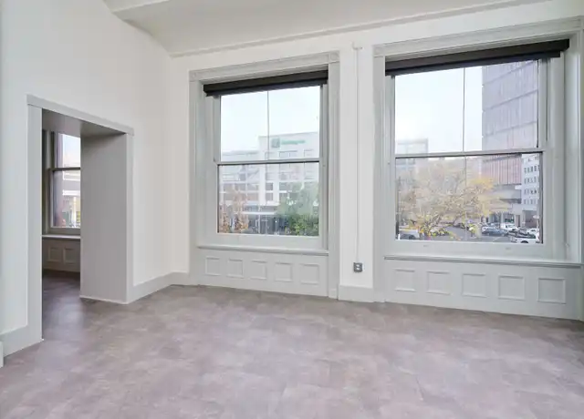 Property at 39 State St Unit 39-513, Rochester, NY, 14614, 1 bed, 1 bath, [object Object]