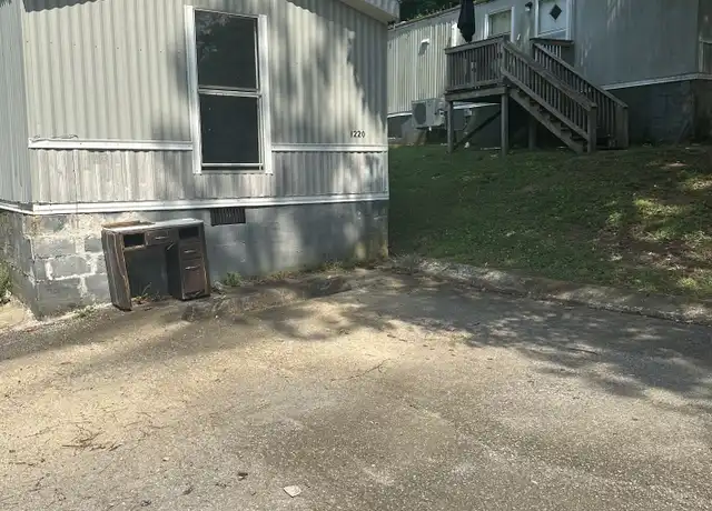 Property at 1220 Marion Dr, Lawrenceburg, TN, 38464, 2 beds, 1 bath, [object Object]