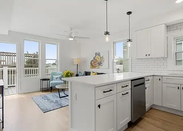 Property at 349 W Fourth St Unit 3, Boston, MA, 02127, 1 bed, 1 bath, [object Object]