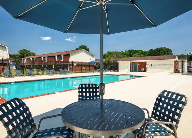 Property at Woodbriar Apartments - 621 Warwick Vlg Dr N Ofc G, Richmond, VA, 23224, 1 bed, 1 bath, [object Object]