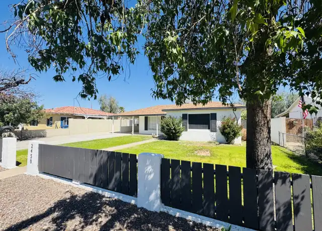 Property at 2450 E Clarendon Ave, Phoenix, AZ, 85016, 3 beds, 2 baths, [object Object]