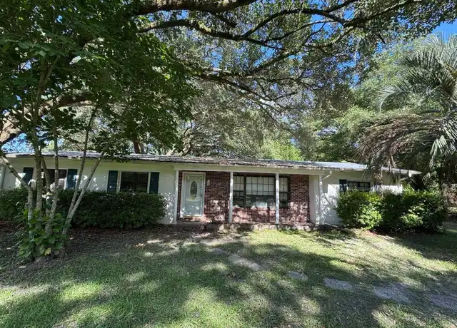 Property at 36 Estate Ln, Georgetown, SC, 29440, 3 beds, 2 baths, [object Object]