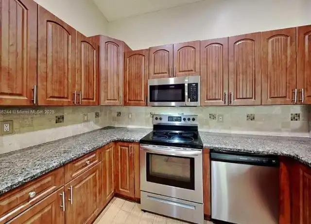 Property at 1532 Salerno Cir, Weston, FL, 33327, 3 beds, 2 baths, [object Object]