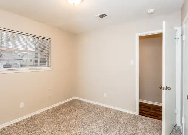 Property at 2705 Plaza St, Arlington, TX, 76010, 3 beds, 2 baths, [object Object]