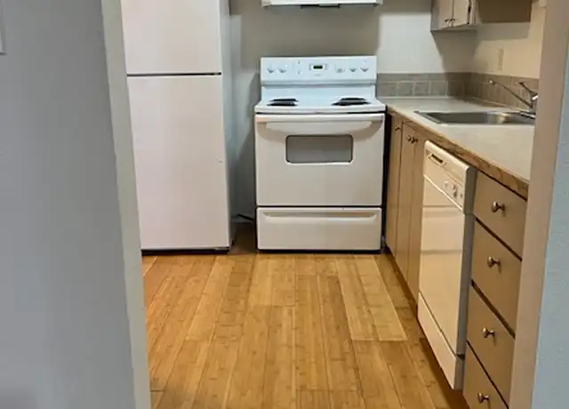 Property at 3440 SW Alice St Unit 44, Portland, OR, 97219, 3 beds, 2 baths, [object Object]