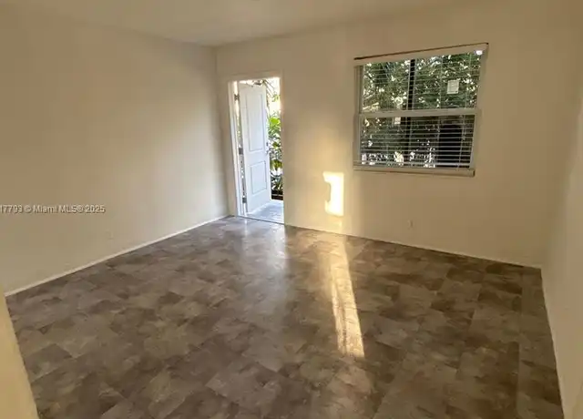 Property at 739 SW 9th St Unit 4, Miami, FL, 33130, 2 beds, 1 bath, [object Object]