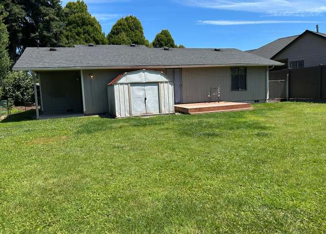 Photo of 4007 Rosewood St, Longview, WA 98632