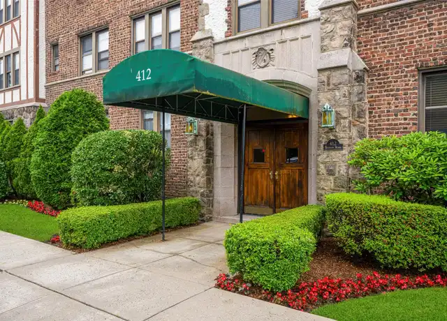Property at 412 Munro Ave Apt 3F, Mamaroneck, NY, 10543, 1 bed, 1 bath, [object Object]