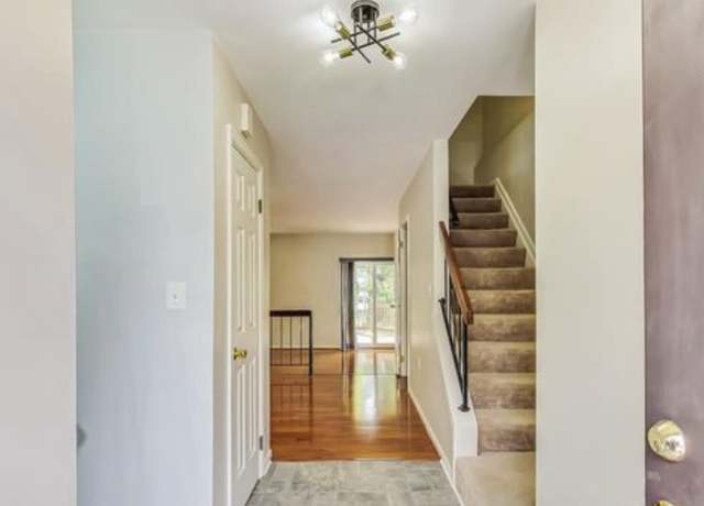 Photo of 11 Grotto Ct Unit 11, Germantown, MD 20874