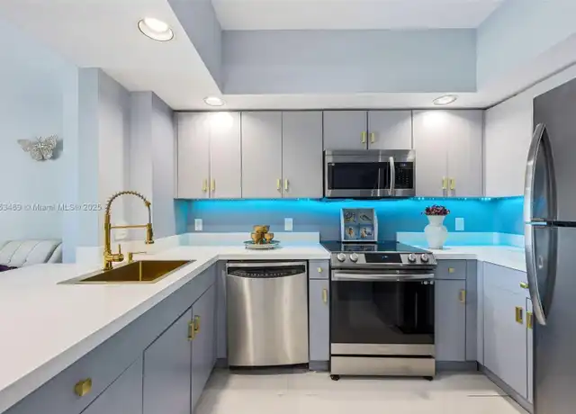 Property at 110 N Federal Hwy #1208, Fort Lauderdale, FL, 33301, 1 bed, 1 bath, [object Object]