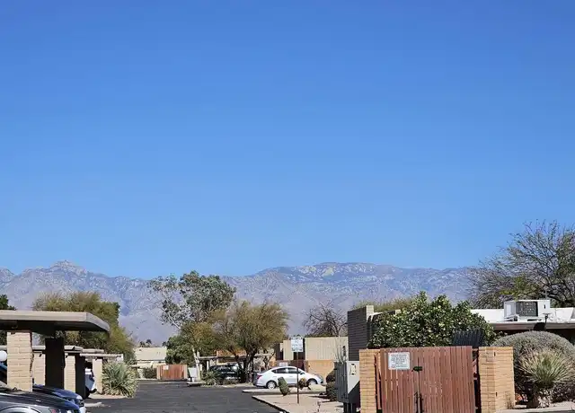 Property at 896 S Pantano Rd, Tucson, AZ, 85710, 3 beds, 2 baths, [object Object]
