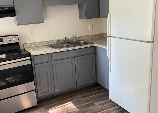Property at 306 2nd St, Troy, NY, 12180, 3 beds, 1.5 baths, [object Object]