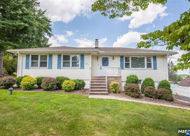 Property at 3 Greenridge Dr, Montville, NJ, 07045, 3 beds, 2 baths, [object Object]