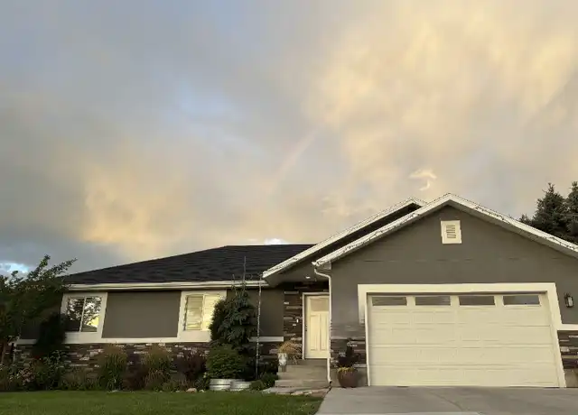 Property at 464 N 300 E, Heber City, UT, 84032, 2 beds, 1 bath, [object Object]